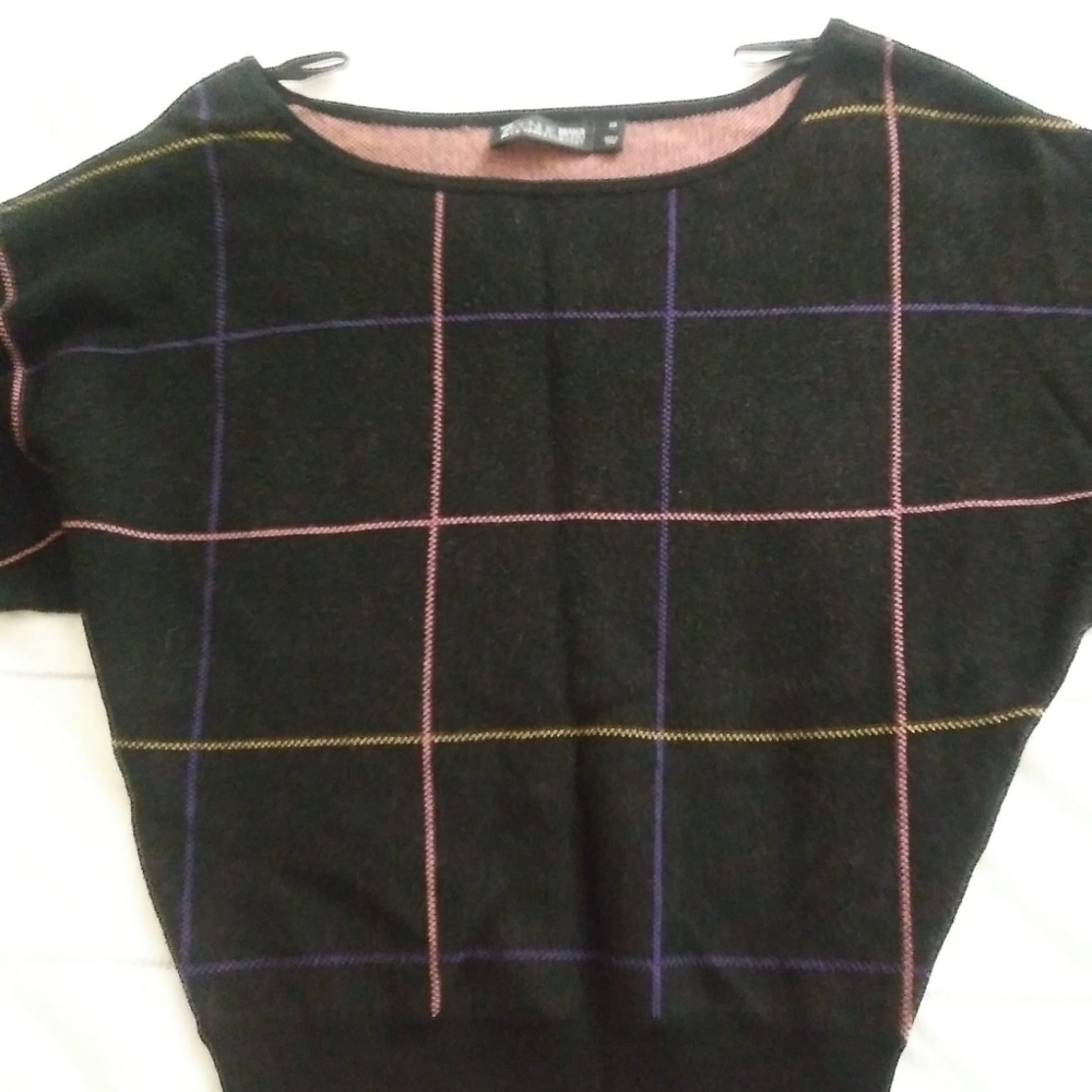 New York & Company Plaid Sweater Top